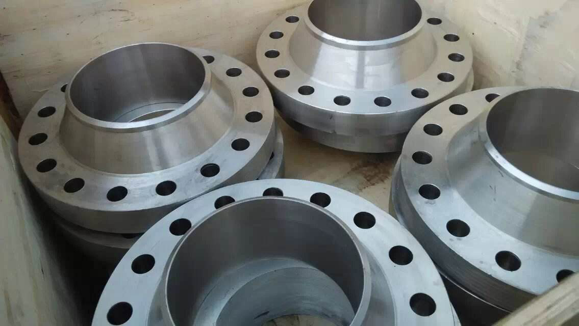 碳(tan)鋼法蘭的(de)基礎知識(shi)詳解